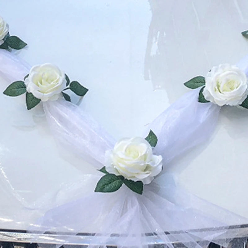 Parure florale pour voiture de mariage